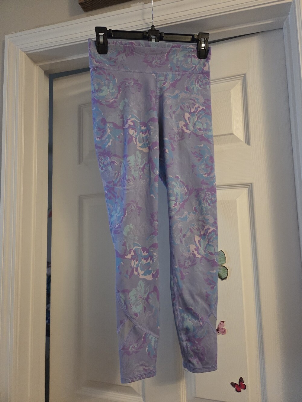 All in Motion Purple Blue Floral High Rise Crop Leggings XL 14 16 Girls NEW